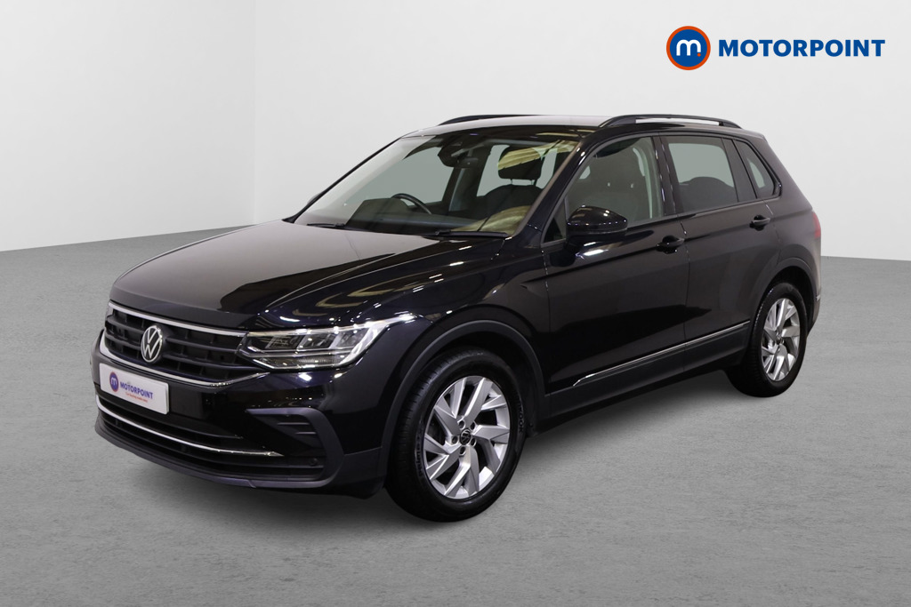 Volkswagen Tiguan Life Manual Petrol SUV - Stock Number (1562680) - Passenger side front corner