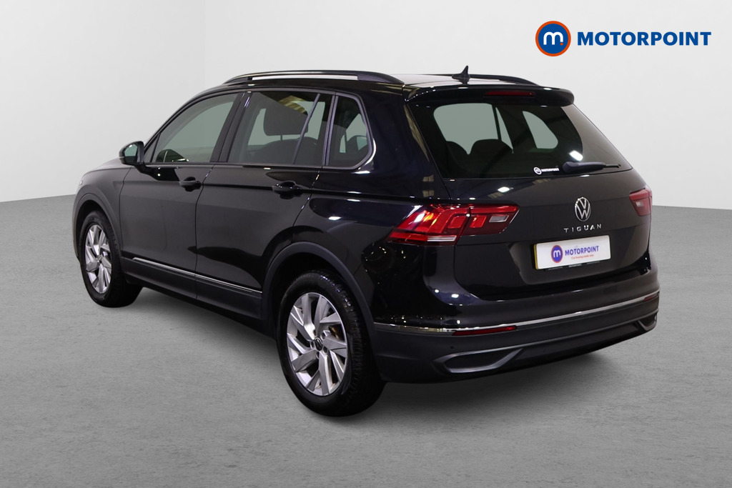 Volkswagen Tiguan Life Manual Petrol SUV - Stock Number (1562680) - Passenger side rear corner