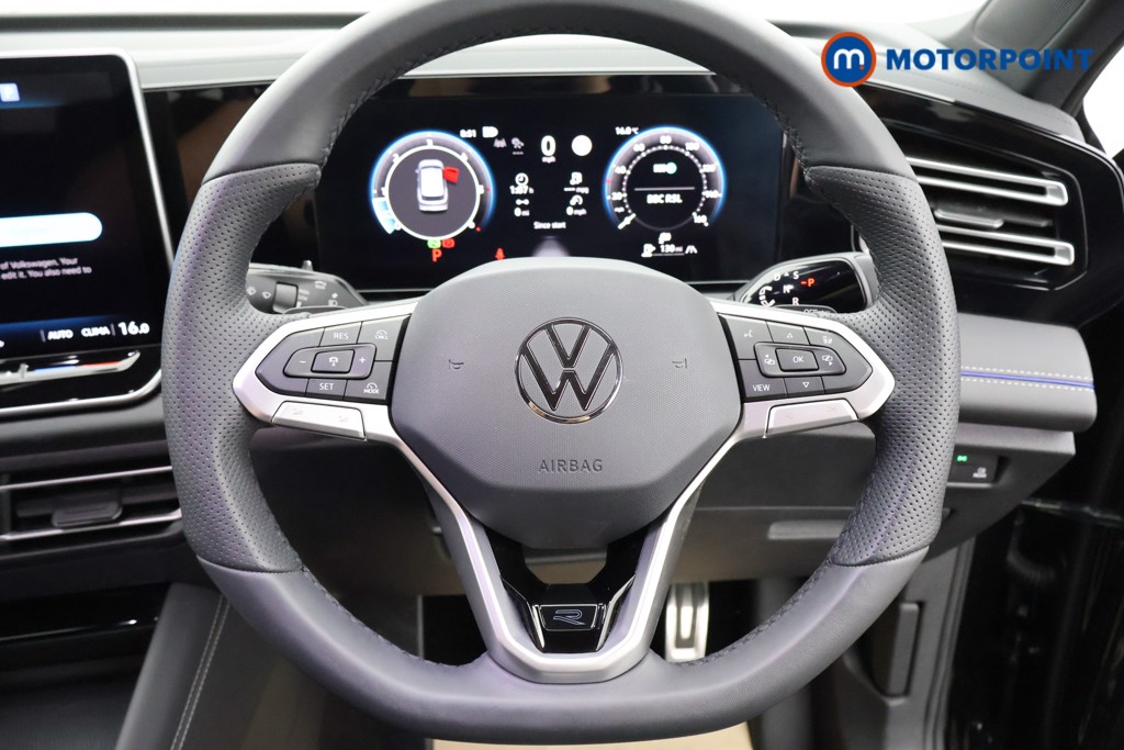 Volkswagen Tiguan R-Line Automatic Diesel SUV - Stock Number (1562799) - 1st supplementary image