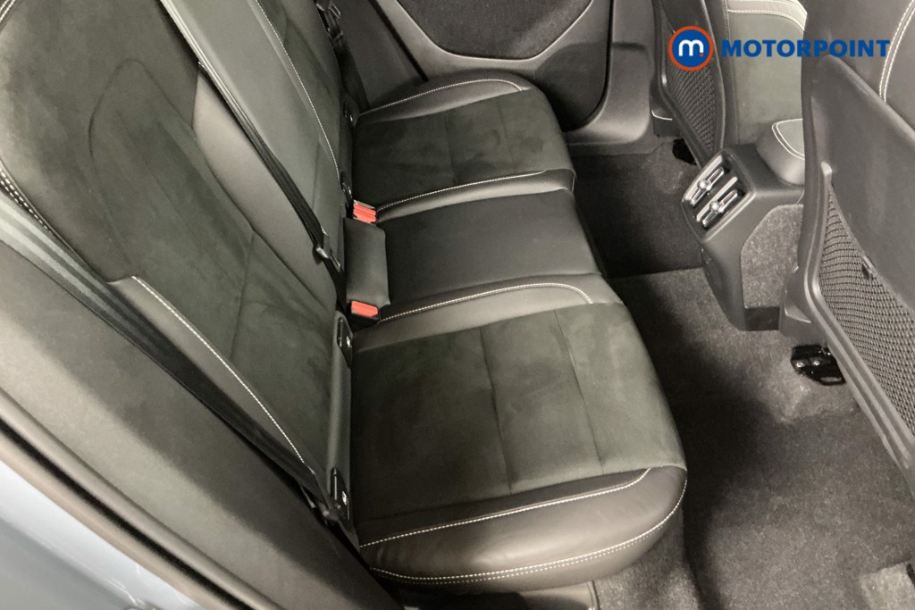 Volvo Xc40 R Design Pro Automatic Petrol SUV - Stock Number (1562854) - 4th supplementary image