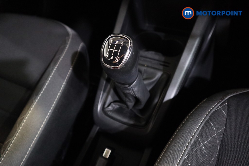 Skoda Fabia Colour Edition Manual Petrol Hatchback - Stock Number (1562928) - 8th supplementary image