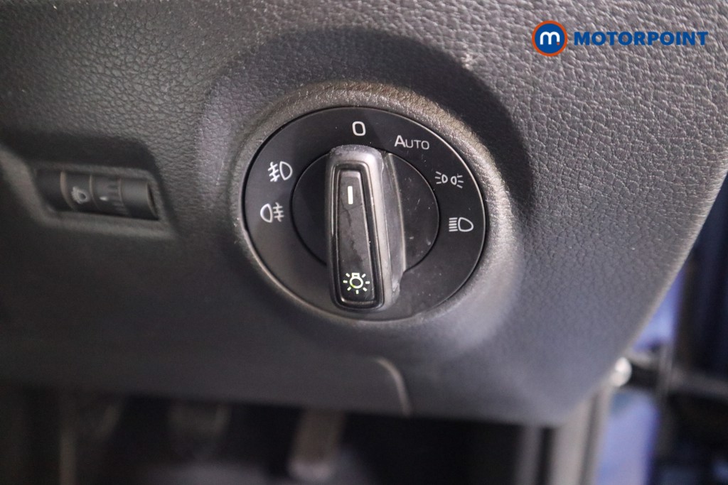 Skoda Fabia Colour Edition Manual Petrol Hatchback - Stock Number (1562928) - 9th supplementary image