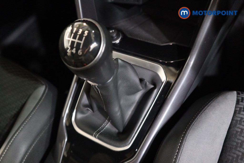Volkswagen T-Roc R-Line Manual Petrol SUV - Stock Number (1563262) - 8th supplementary image