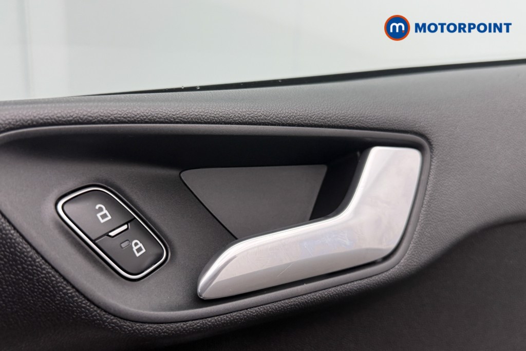 Ford Fiesta St-Line Manual Petrol Hatchback - Stock Number (1563277) - 15th supplementary image