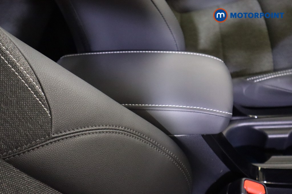 Toyota Corolla Design Automatic Petrol-Electric Hybrid Hatchback - Stock Number (1563280) - 27th supplementary image