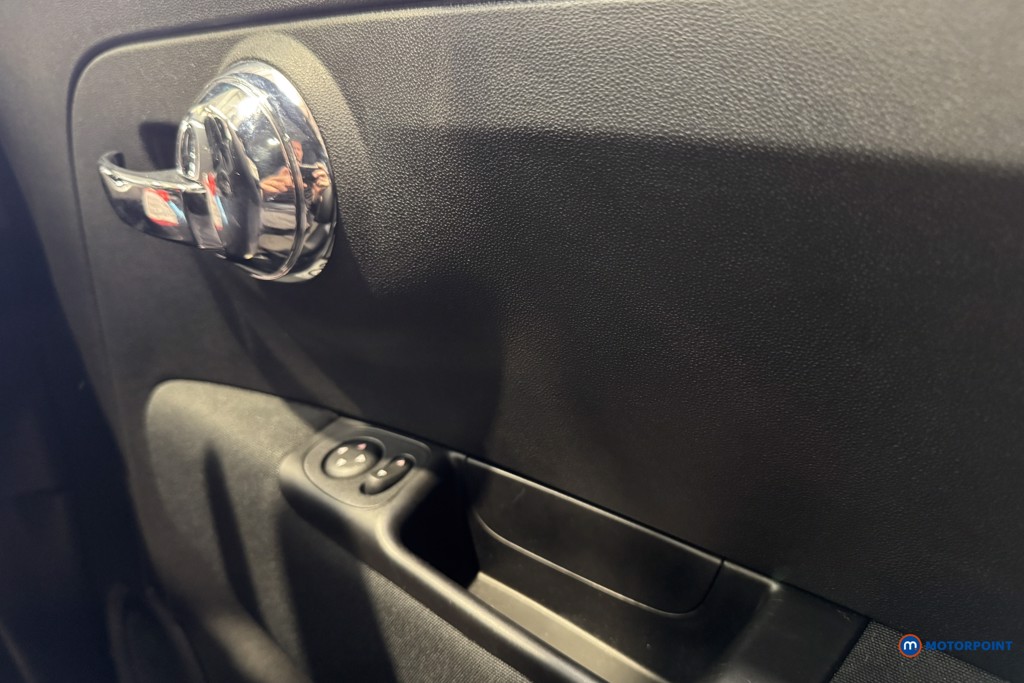 Fiat 500 1.0 Mild Hybrid 3Dr Manual Petrol-Electric Hybrid Hatchback - Stock Number (1563291) - 11th supplementary image