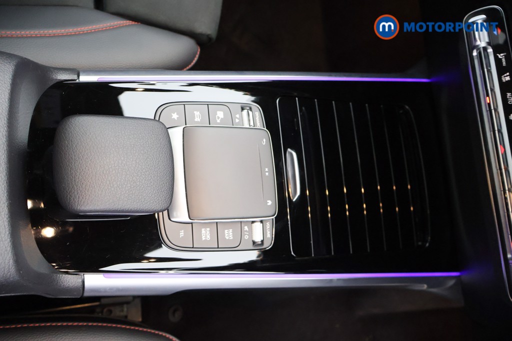 Mercedes-Benz GLB Amg Line Automatic Petrol SUV - Stock Number (1563332) - 6th supplementary image
