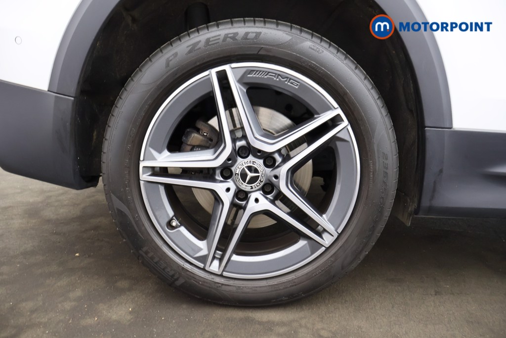 Mercedes-Benz GLB Amg Line Automatic Petrol SUV - Stock Number (1563332) - 19th supplementary image