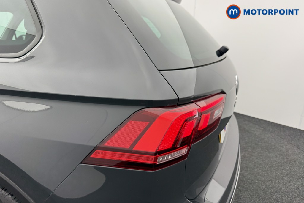 Volkswagen Tiguan Life Manual Petrol SUV - Stock Number (1563456) - 26th supplementary image