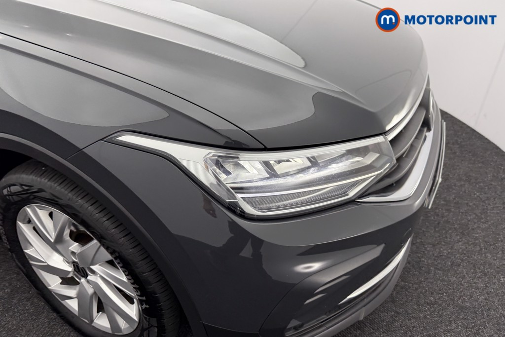 Volkswagen Tiguan Life Manual Petrol SUV - Stock Number (1563456) - 28th supplementary image