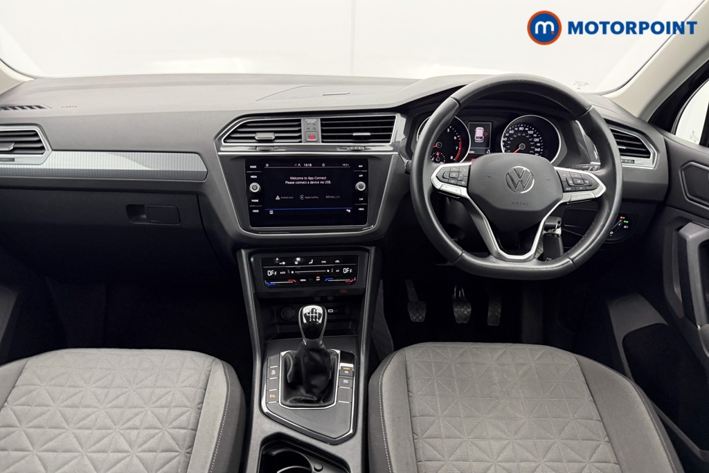 Volkswagen Tiguan Life Manual Petrol SUV - Stock Number (1563456) - 1st supplementary image