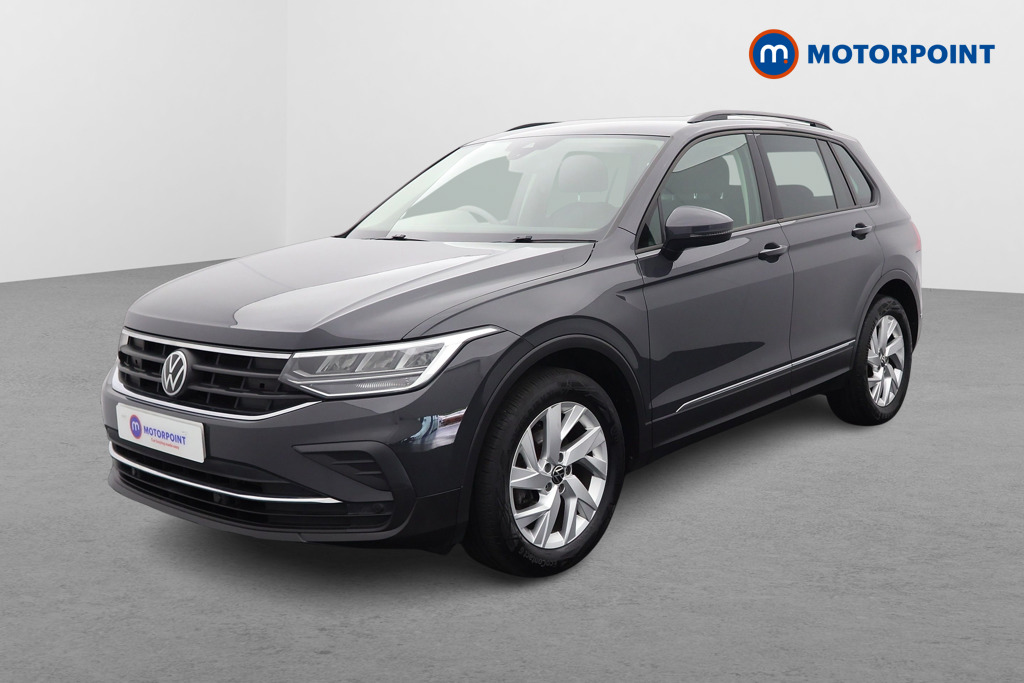 Volkswagen Tiguan Life Manual Petrol SUV - Stock Number (1563456) - Passenger side front corner