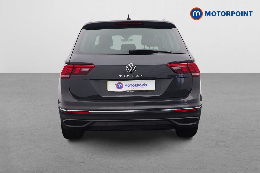 Volkswagen Tiguan Life Manual Petrol SUV - Stock Number (1563456) - Rear bumper