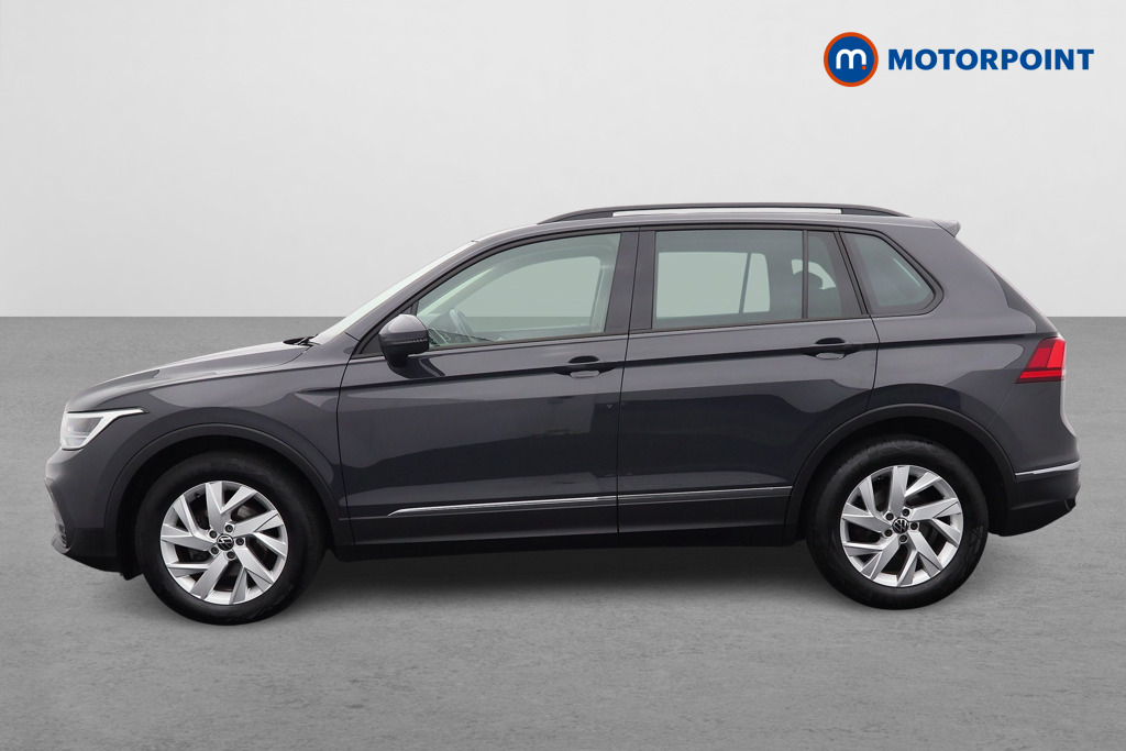 Volkswagen Tiguan Life Manual Petrol SUV - Stock Number (1563456) - Passenger side
