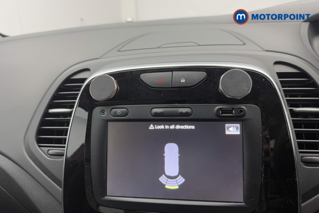 Renault Captur Iconic Manual Petrol SUV - Stock Number (1563492) - 7th supplementary image