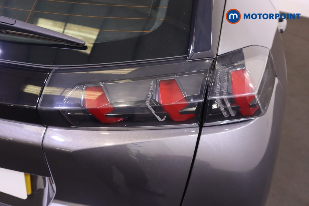 Peugeot 2008 Active Premium Manual Diesel SUV - Stock Number (1563681) - 27th supplementary image