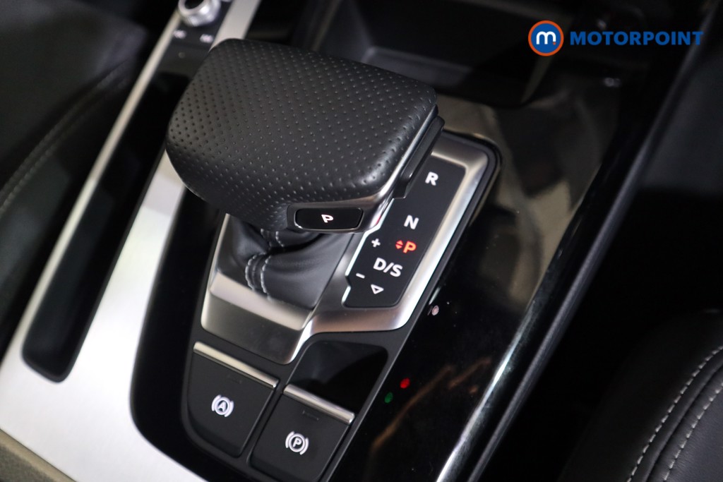 Audi Q5 S Line Automatic Diesel SUV - Stock Number (1563753) - 9th supplementary image