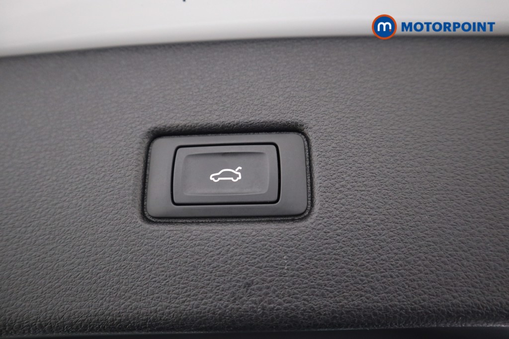 Audi Q5 S Line Automatic Diesel SUV - Stock Number (1563753) - 18th supplementary image