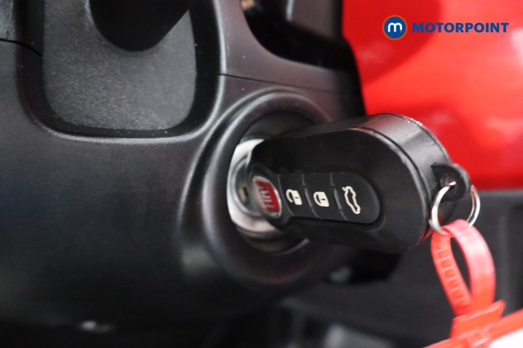 Fiat 500 Dolcevita Manual Petrol-Electric Hybrid Hatchback - Stock Number (1563815) - 13th supplementary image