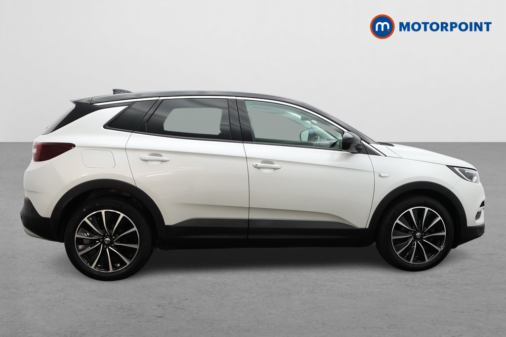 Vauxhall Grandland X Ultimate Automatic Diesel SUV - Stock Number (1564005) - Drivers side