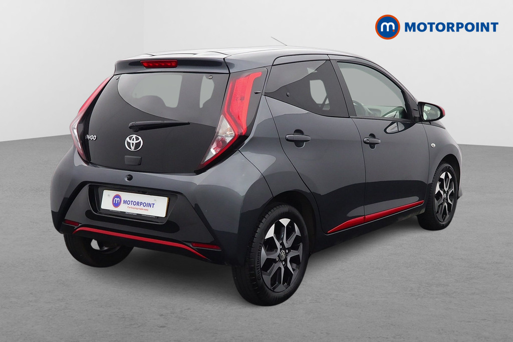 Toyota Aygo X-Trend Manual Petrol Hatchback - Stock Number (1564018) - Drivers side rear corner