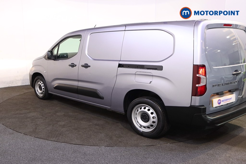 Peugeot Partner Professional Manual Diesel Panel Van - Stock Number (1564086) - Passenger side rear corner