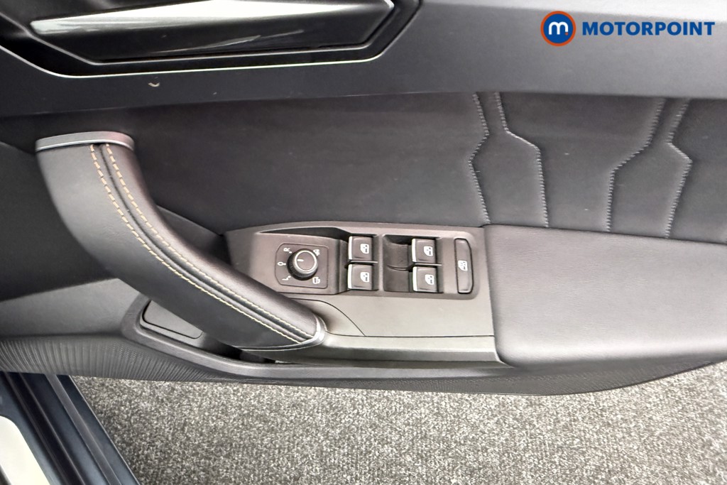 Cupra Leon VZ2 Automatic Petrol Plug-In Hybrid Hatchback - Stock Number (1564119) - 16th supplementary image