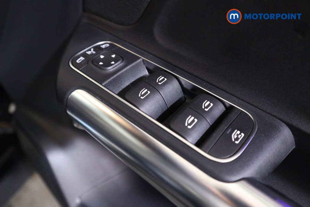 Mercedes-Benz EQA Amg Line Automatic Electric SUV - Stock Number (1564168) - 11th supplementary image