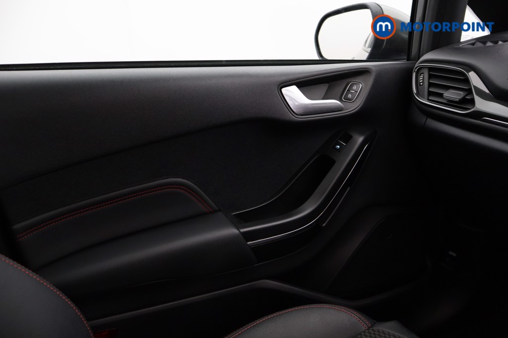Ford Fiesta St-Line X Edition Manual Petrol-Electric Hybrid Hatchback - Stock Number (1564197) - 8th supplementary image