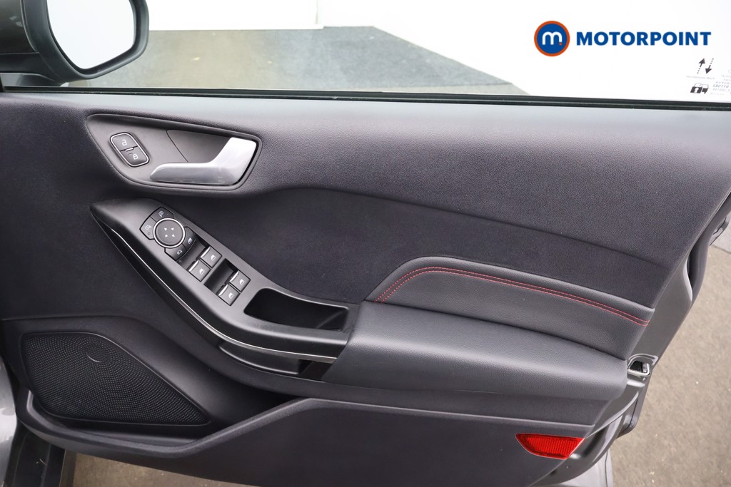 Ford Fiesta St-Line X Edition Manual Petrol-Electric Hybrid Hatchback - Stock Number (1564197) - 9th supplementary image