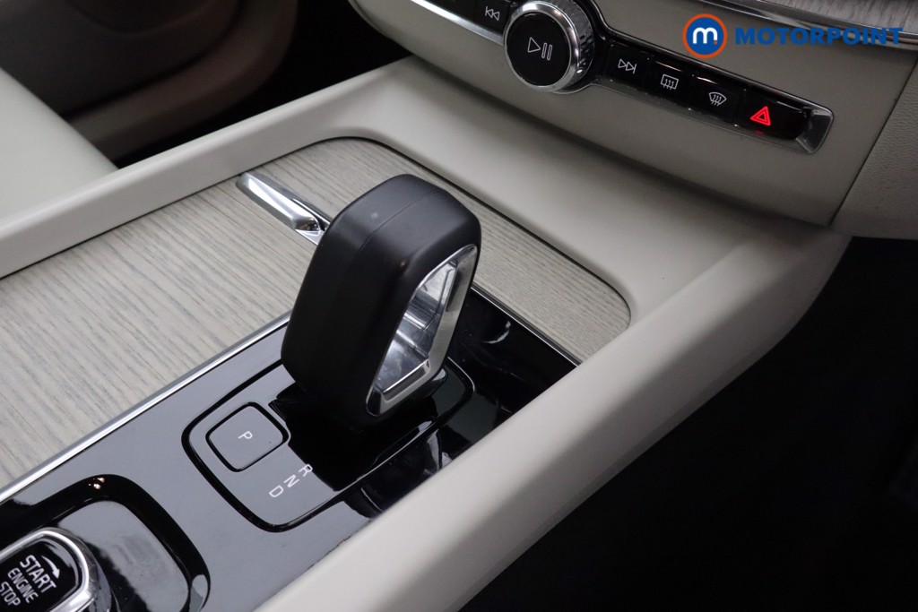 Volvo Xc60 Core Automatic Petrol SUV - Stock Number (1564208) - 10th supplementary image