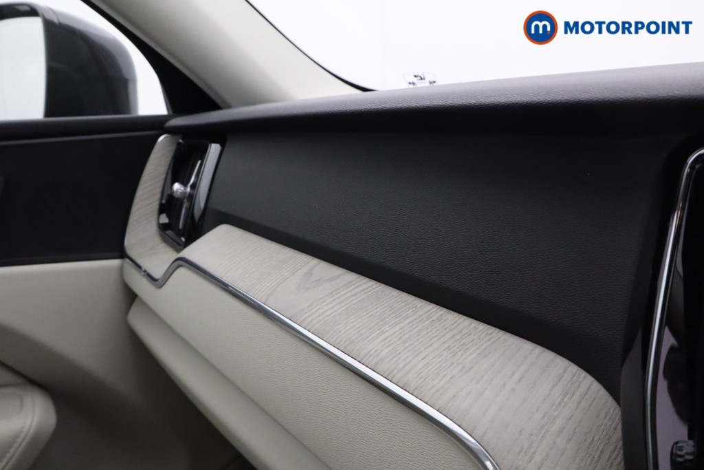 Volvo Xc60 Core Automatic Petrol SUV - Stock Number (1564208) - 12th supplementary image