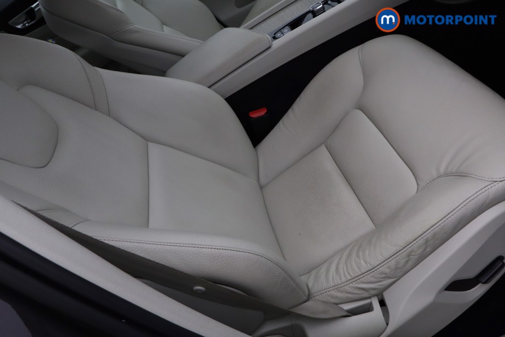 Volvo Xc60 Core Automatic Petrol SUV - Stock Number (1564208) - 15th supplementary image