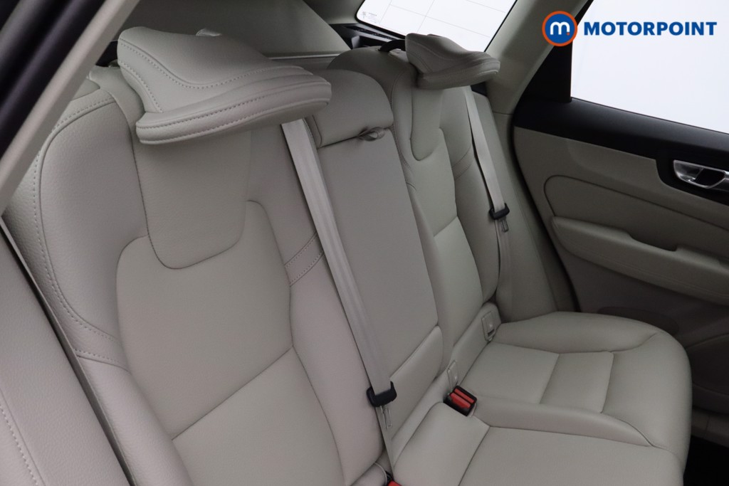Volvo Xc60 Core Automatic Petrol SUV - Stock Number (1564208) - 21st supplementary image