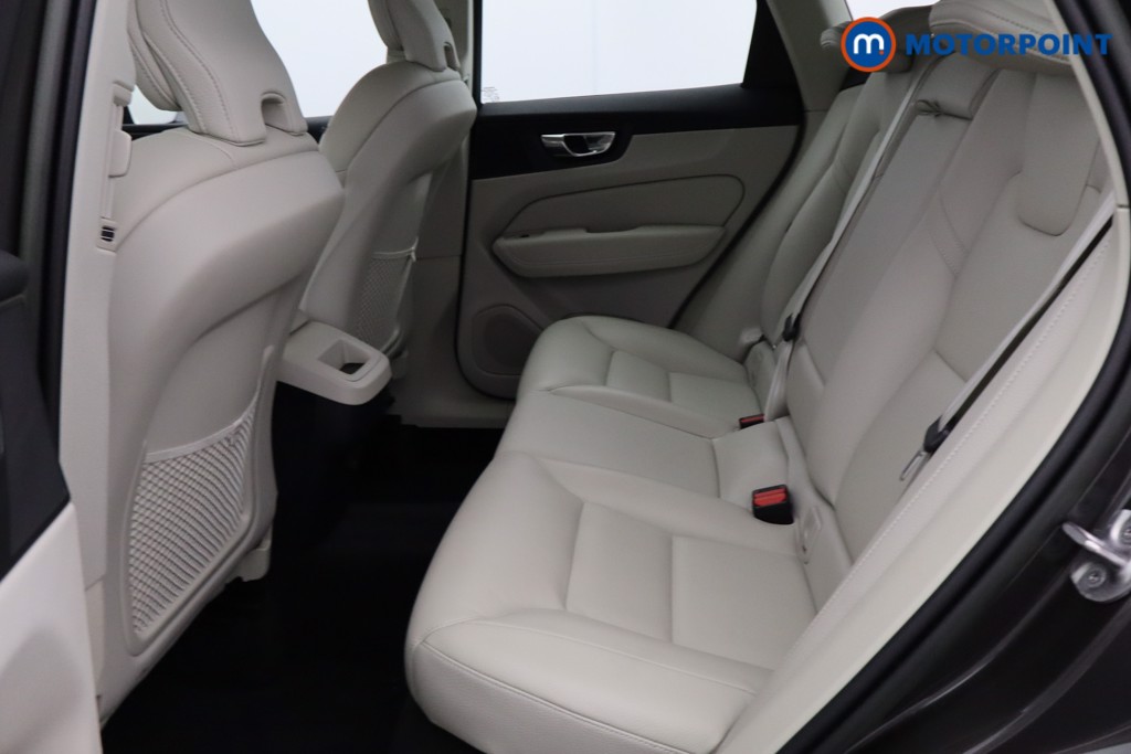 Volvo Xc60 Core Automatic Petrol SUV - Stock Number (1564208) - 24th supplementary image