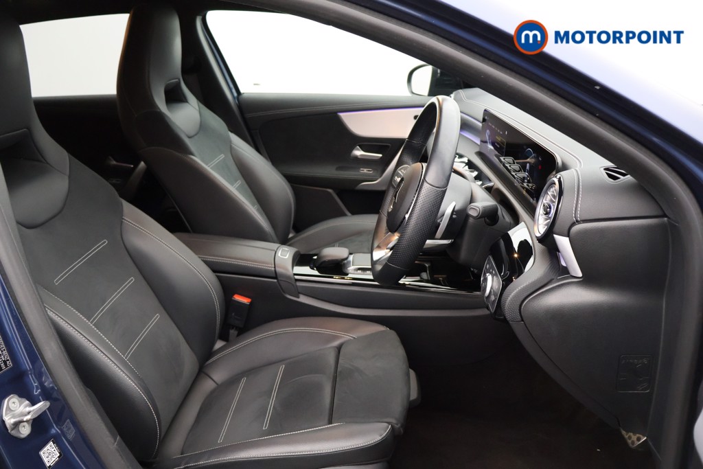 Mercedes-Benz A Class Amg Line Executive Edition Automatic Petrol Hatchback - Stock Number (1564216) - 12th supplementary image
