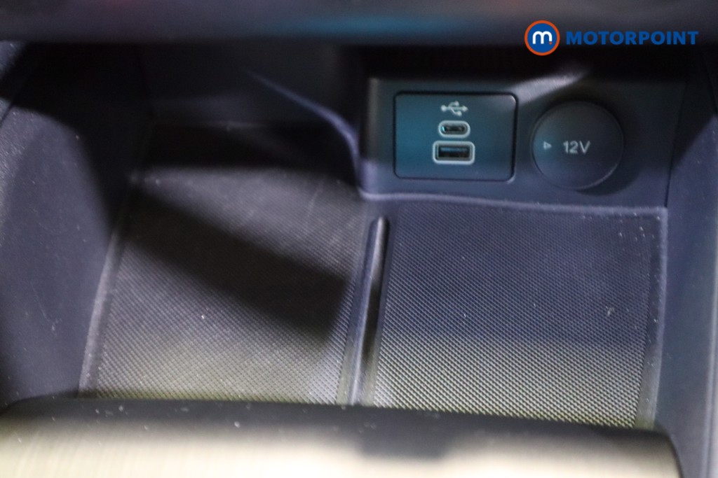 Ford Kuga St-Line Edition Automatic Petrol-Electric Hybrid SUV - Stock Number (1564572) - 22nd supplementary image
