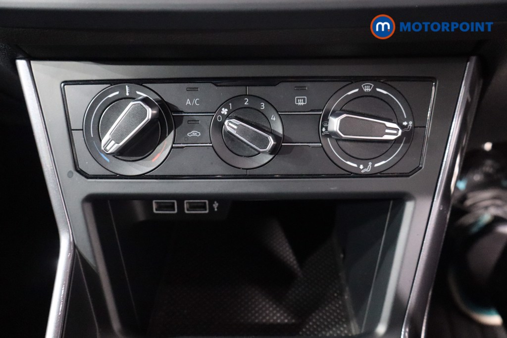 Volkswagen Polo R-Line Manual Petrol Hatchback - Stock Number (1564707) - 17th supplementary image