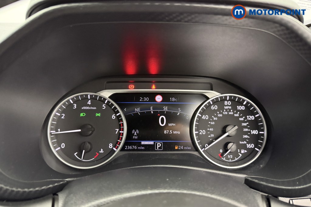 Nissan Juke N-Connecta Automatic Petrol SUV - Stock Number (1564989) - 4th supplementary image