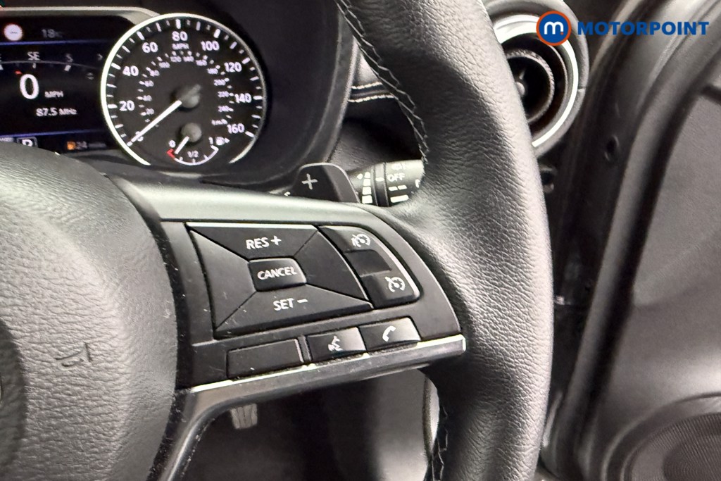 Nissan Juke N-Connecta Automatic Petrol SUV - Stock Number (1564989) - 12th supplementary image
