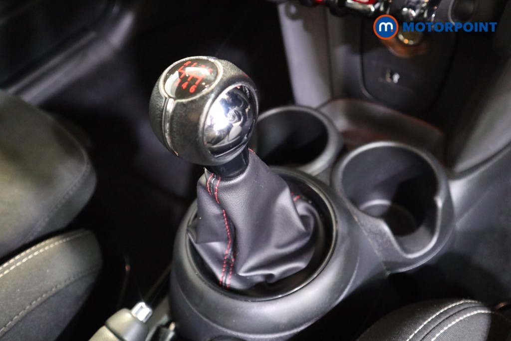 Mini Hatchback Cooper Sport Manual Petrol Hatchback - Stock Number (1565020) - 9th supplementary image