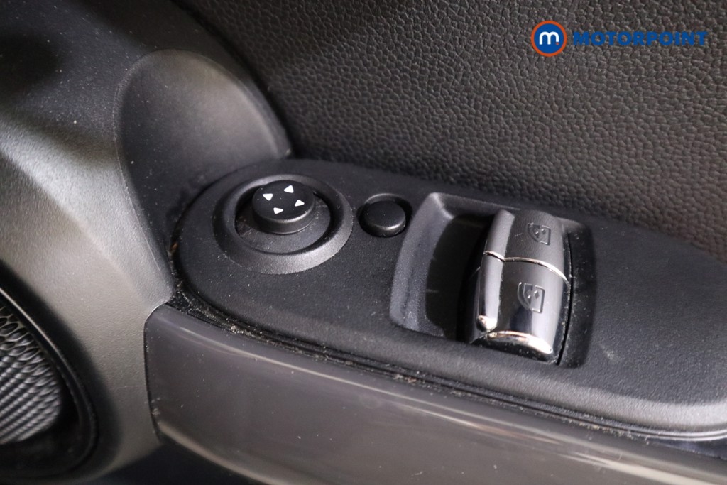 Mini Hatchback Cooper Sport Manual Petrol Hatchback - Stock Number (1565020) - 11th supplementary image