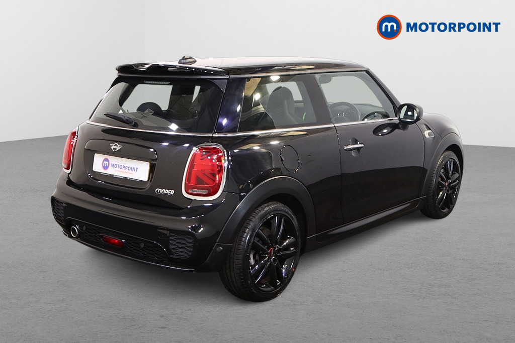 Mini Hatchback Cooper Sport Manual Petrol Hatchback - Stock Number (1565020) - Drivers side rear corner