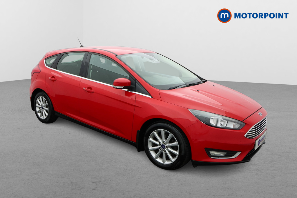 Ford Focus Titanium Automatic Petrol Hatchback - Stock Number (1565477) - Drivers side front corner