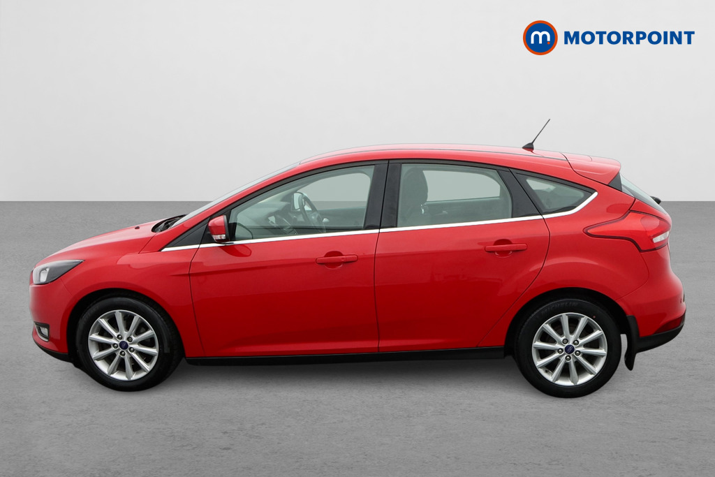 Ford Focus Titanium Automatic Petrol Hatchback - Stock Number (1565477) - Passenger side