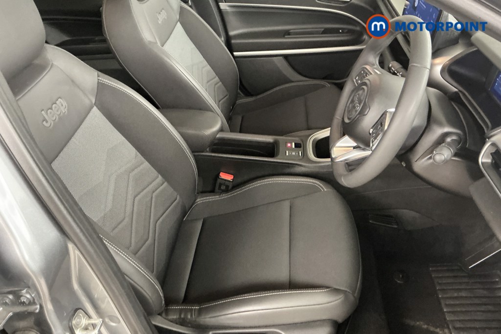 Jeep Avenger Summit Automatic Electric SUV - Stock Number (1565536) - 5th supplementary image