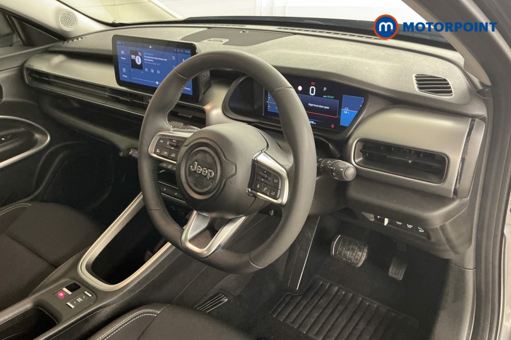 Jeep Avenger Summit Automatic Electric SUV - Stock Number (1565536) - 7th supplementary image