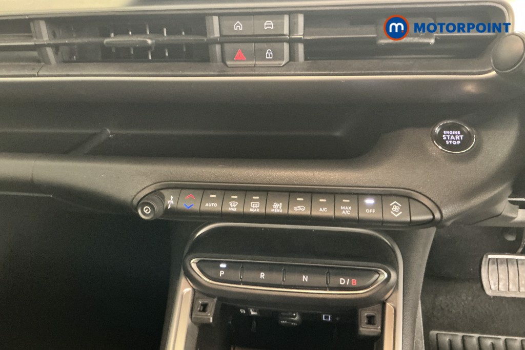 Jeep Avenger Summit Automatic Electric SUV - Stock Number (1565536) - 12th supplementary image