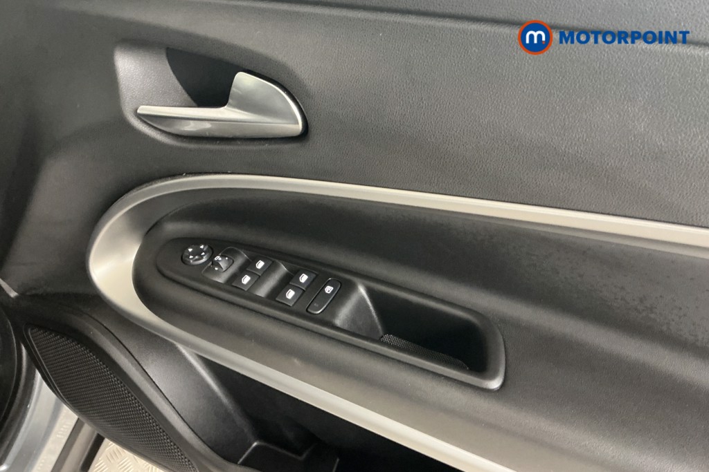 Jeep Avenger Summit Automatic Electric SUV - Stock Number (1565536) - 18th supplementary image