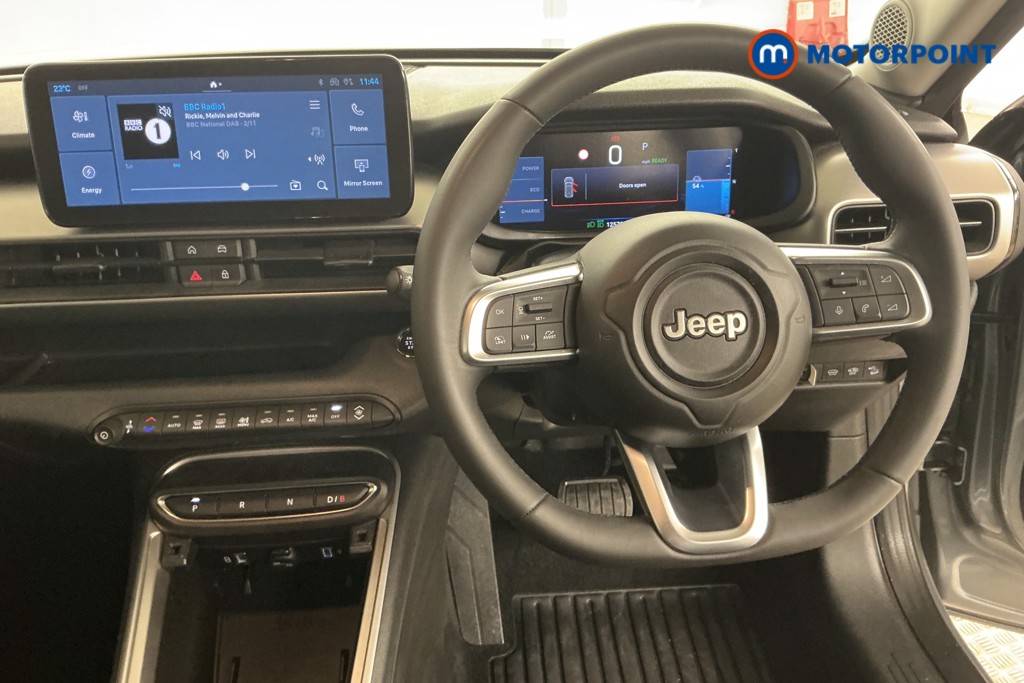 Jeep Avenger Summit Automatic Electric SUV - Stock Number (1565536) - 1st supplementary image